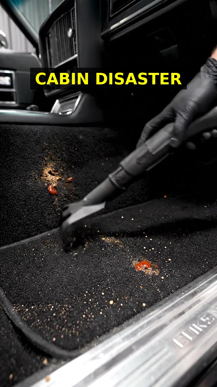 1977 Lincoln Party Cabin Disaster Reset! 🍿🥤